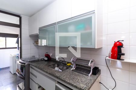 Apartamento à venda com 127m², 3 quartos e 2 vagas Apartamento à venda com 127m², 3 quartos e 2 vagasCozinha