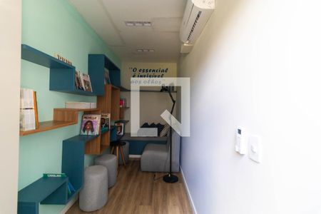 Apartamento para alugar com 55m², 2 quartos e 1 vaga Apartamento para alugar com 55m², 2 quartos e 1 vagaÁrea comum - Sala de Estudos