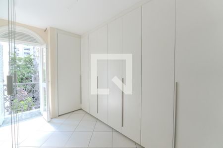 Apartamento à venda com 92m², 3 quartos e 1 vagaCloset da suíte 1