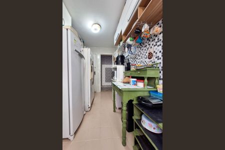 Apartamento à venda com 100m², 3 quartos e 1 vaga Apartamento à venda com 100m², 3 quartos e 1 vagaCozinha