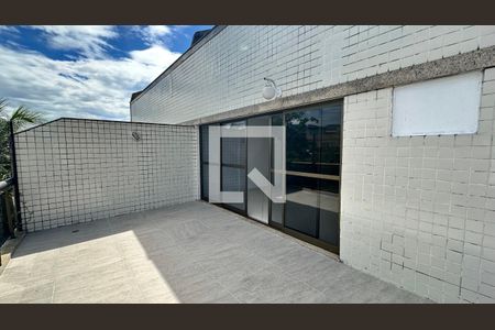 Apartamento à venda com 250m², 5 quartos e 2 vagas Apartamento à venda com 250m², 5 quartos e 2 vagasÁrea Externa