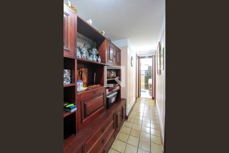 Apartamento à venda com 154m², 3 quartos e 2 vagasCorredor