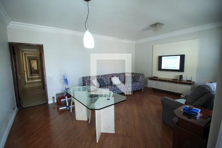 Sala de casa para alugar com 4 quartos, 320m² em Quarta Parada, São Paulo