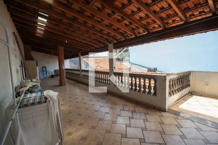 Casa para alugar com 320m², 4 quartos e 1 vaga Casa para alugar com 320m², 4 quartos e 1 vagaÁrea comum