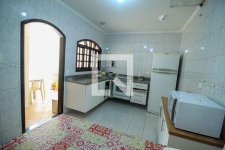 Casa para alugar com 320m², 4 quartos e 1 vaga Casa para alugar com 320m², 4 quartos e 1 vagaCozinha