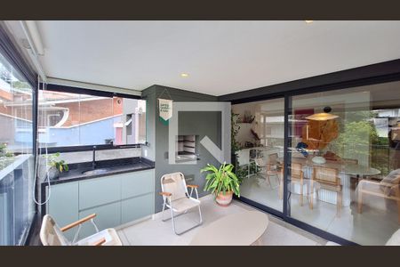 Varanda de apartamento à venda com 3 quartos, 138m² em Vila Ipojuca, São Paulo