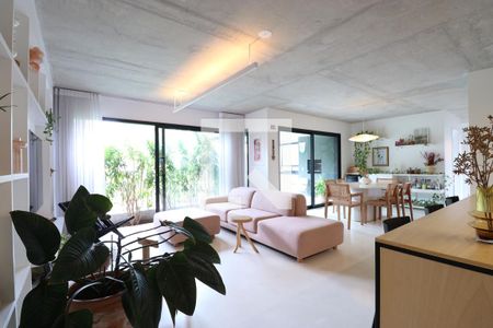 Apartamento à venda com 3 quartos, 138m² em Vila Ipojuca, São Paulo