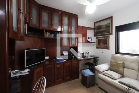 Apartamento à venda com 176m², 4 quartos e 2 vagasQuarto 2