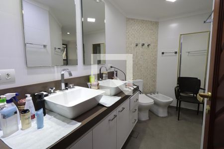 Apartamento à venda com 176m², 4 quartos e 2 vagasBanheiro da Suíte 