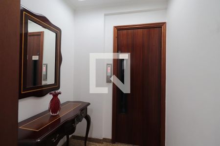 Apartamento à venda com 176m², 4 quartos e 2 vagasSala