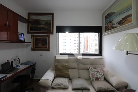 Apartamento à venda com 176m², 4 quartos e 2 vagasQuarto 2