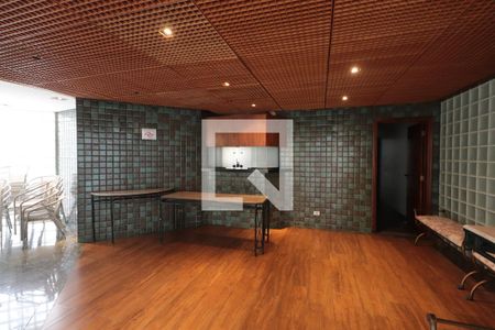 Apartamento à venda com 176m², 4 quartos e 2 vagasÁrea comum - Salão de festas