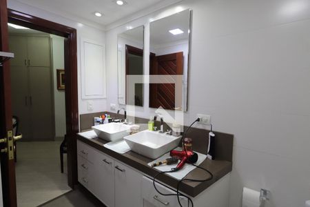 Apartamento à venda com 176m², 4 quartos e 2 vagasBanheiro da Suíte 