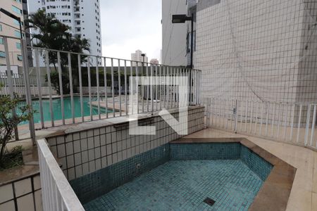 Apartamento à venda com 176m², 4 quartos e 2 vagasÁrea comum - Piscina