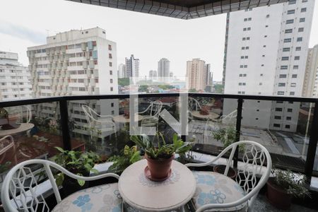 Apartamento à venda com 176m², 4 quartos e 2 vagasSacada