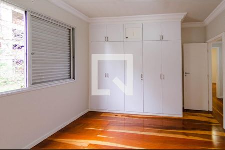 Apartamento à venda com 123m², 3 quartos e 2 vagas Apartamento à venda com 123m², 3 quartos e 2 vagasSuíte