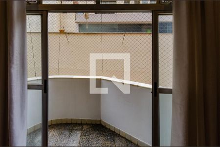 Apartamento à venda com 123m², 3 quartos e 2 vagas Apartamento à venda com 123m², 3 quartos e 2 vagasVaranda