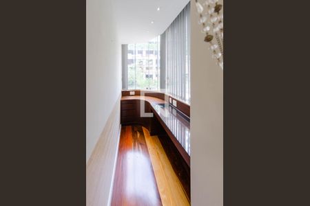 Apartamento à venda com 123m², 3 quartos e 2 vagas Apartamento à venda com 123m², 3 quartos e 2 vagasQuarto 1