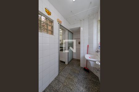 Apartamento à venda com 123m², 3 quartos e 2 vagas Apartamento à venda com 123m², 3 quartos e 2 vagasÁrea de serviço