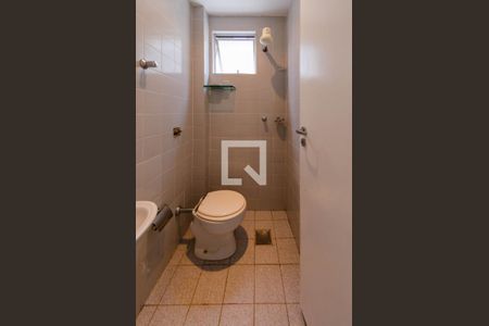 Apartamento à venda com 123m², 3 quartos e 2 vagas Apartamento à venda com 123m², 3 quartos e 2 vagasBanheiro de serviço