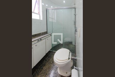 Apartamento à venda com 123m², 3 quartos e 2 vagas Apartamento à venda com 123m², 3 quartos e 2 vagasBanheiro suíte