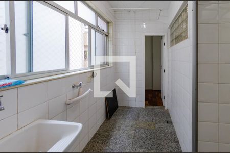 Apartamento à venda com 123m², 3 quartos e 2 vagas Apartamento à venda com 123m², 3 quartos e 2 vagasÁrea de serviço