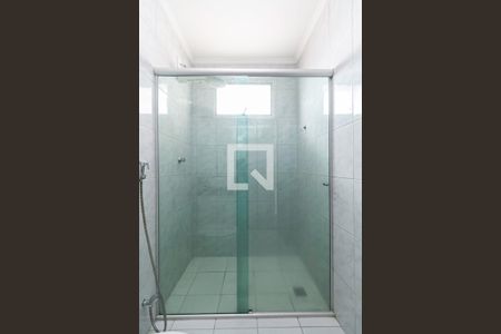 Banheiro social de apartamento para alugar com 3 quartos, 90m² em Ouro Preto, Belo Horizonte