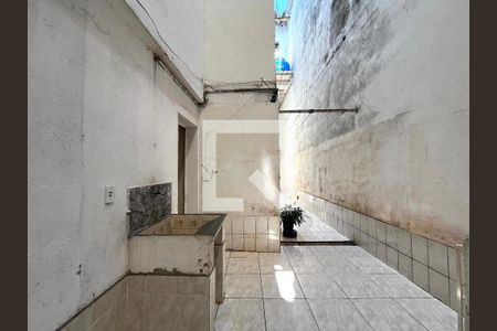 Casa para alugar com 110m², 2 quartos e 1 vagaÁrea de Serviço