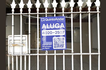 Casa para alugar com 110m², 2 quartos e 1 vagaPlaquinha 