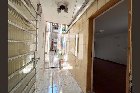 Casa para alugar com 110m², 2 quartos e 1 vagaHall de entrada