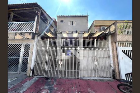 Casa para alugar com 110m², 2 quartos e 1 vagaFachada
