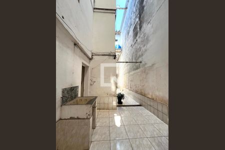 Casa para alugar com 110m², 2 quartos e 1 vagaÁrea de Serviço