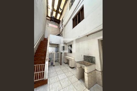 Casa para alugar com 110m², 2 quartos e 1 vagaÁrea de Serviço