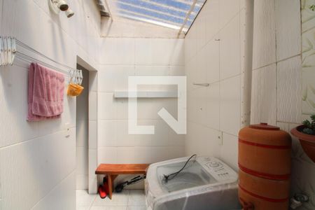 Apartamento à venda com 70m², 3 quartos e 1 vagaÁrea de Serviço