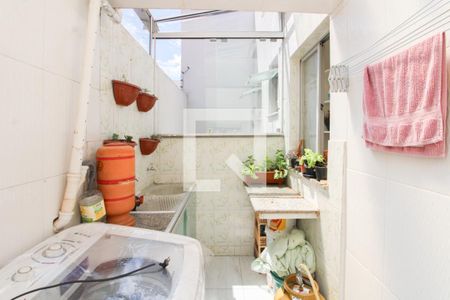 Apartamento à venda com 70m², 3 quartos e 1 vagaÁrea de Serviço