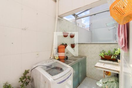 Apartamento à venda com 70m², 3 quartos e 1 vagaÁrea de Serviço
