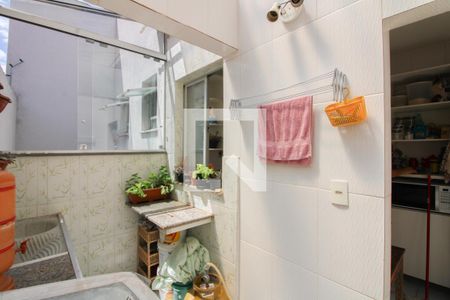 Apartamento à venda com 70m², 3 quartos e 1 vagaÁrea de Serviço