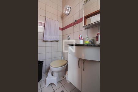 Banheiro da Suíte de apartamento à venda com 3 quartos, 70m² em Santa Amélia, Belo Horizonte