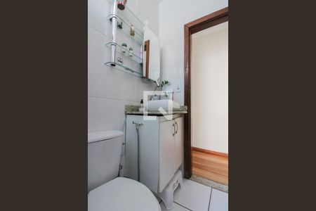 Apartamento à venda com 70m², 3 quartos e 1 vagaBanheiro Social