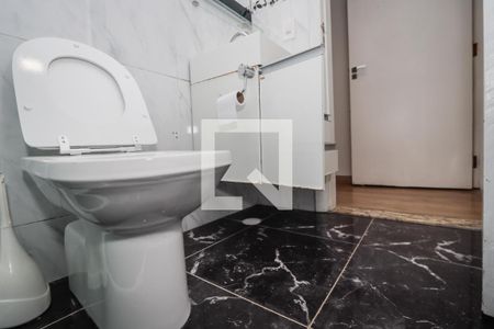 Casa para alugar com 250m², 3 quartos e 2 vagas Casa para alugar com 250m², 3 quartos e 2 vagasBanheiro da Suite