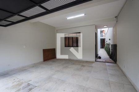 Casa para alugar com 250m², 3 quartos e 2 vagas Casa para alugar com 250m², 3 quartos e 2 vagasGaragem