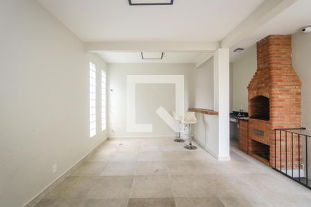 Casa para alugar com 250m², 3 quartos e 2 vagas Casa para alugar com 250m², 3 quartos e 2 vagasChurrasqueira