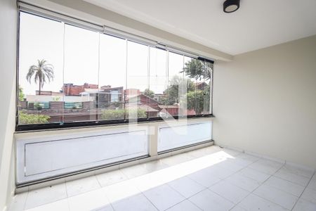 Casa para alugar com 250m², 3 quartos e 2 vagas Casa para alugar com 250m², 3 quartos e 2 vagasVaranda da Suíte