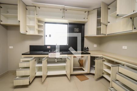 Casa para alugar com 250m², 3 quartos e 2 vagas Casa para alugar com 250m², 3 quartos e 2 vagasCozinha