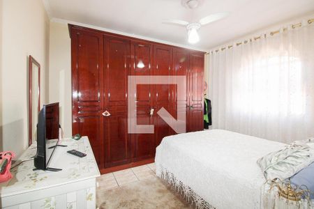 Casa à venda com 100m², 2 quartos e 2 vagas