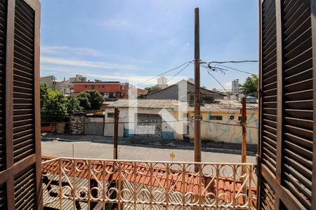 Casa à venda com 100m², 2 quartos e 2 vagas