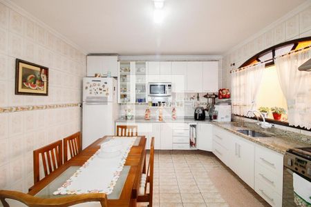 Casa à venda com 100m², 2 quartos e 2 vagas