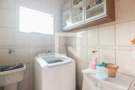 Casa para alugar com 270m², 6 quartos e 2 vagas Casa para alugar com 270m², 6 quartos e 2 vagasÁrea de Serviço