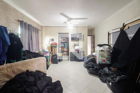 Casa para alugar com 270m², 6 quartos e 2 vagas Casa para alugar com 270m², 6 quartos e 2 vagasQuarto 4