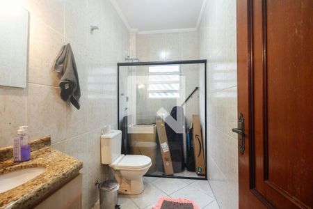 Casa para alugar com 270m², 6 quartos e 2 vagas Casa para alugar com 270m², 6 quartos e 2 vagasBanheiro Social